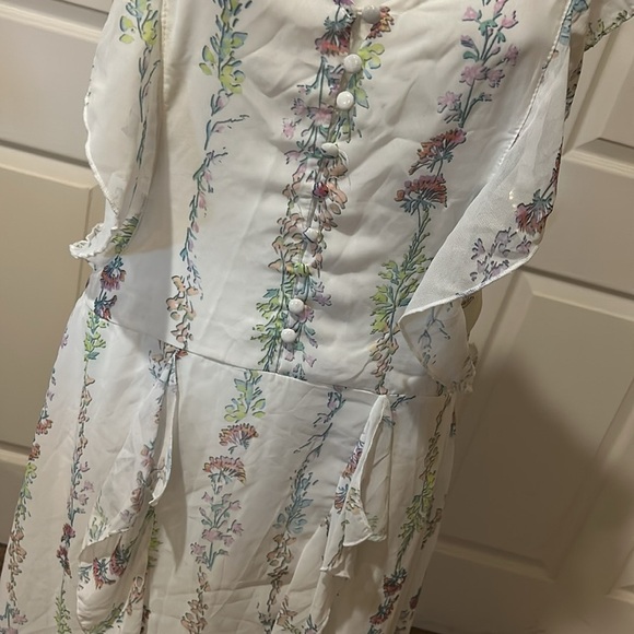 balboa Charms and Glitter Open back Floral White Ruffle Dress. Midi. Small. NWT - Picture 3 of 16